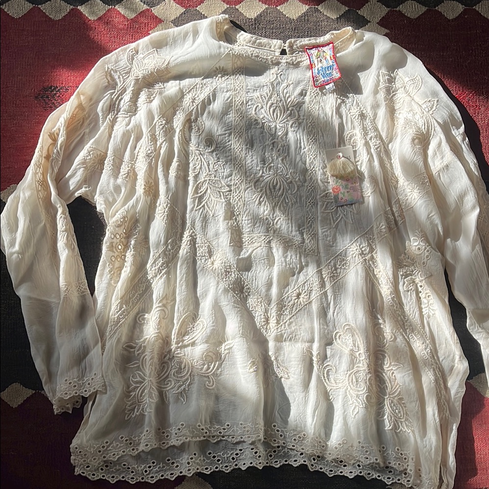 Johnny Was “Nola Blouse” Elegant Cream Size Large